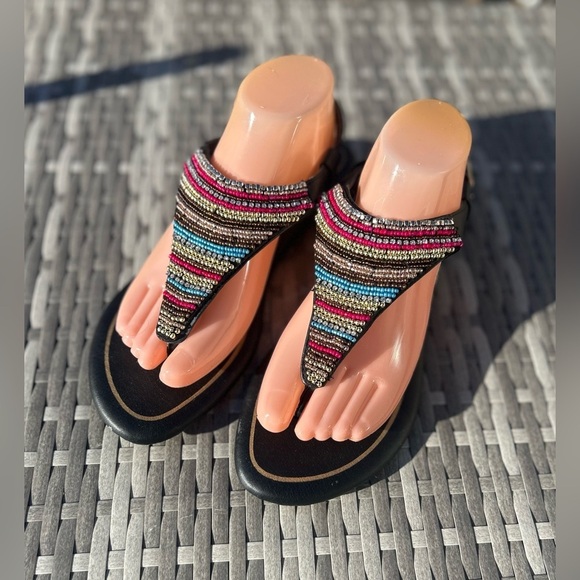 GORGEOUS Beaded Leather Strappy Sandals NWT!​​​ - Picture 3 of 7